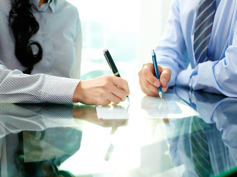 Hợp đồng cho vay bất nhất với lời cam kết trước đó là một trong những chiêu trò được dùng nhiều nhất